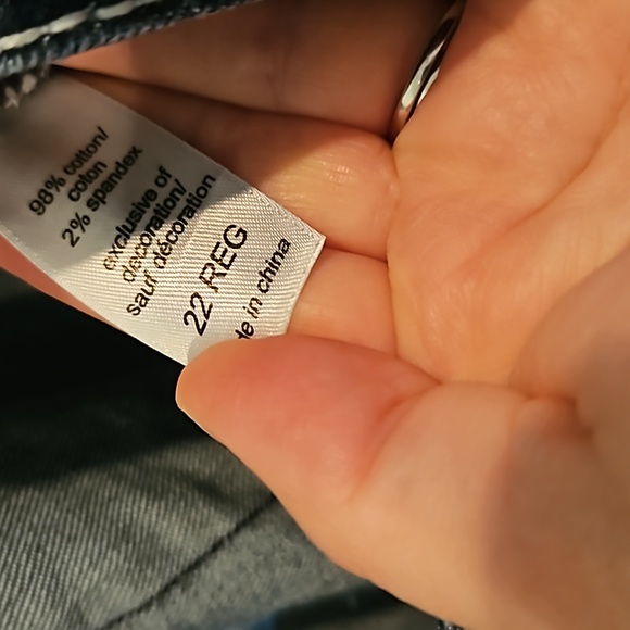 Maurices Capris - Picture 4 of 4